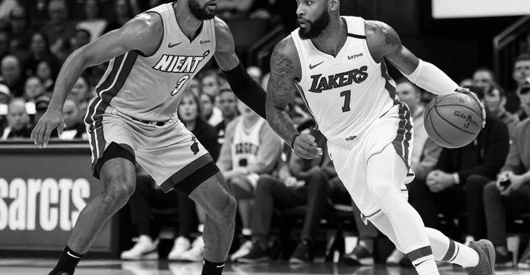 U nang ở đùi phải, cuốn hộ chiếu hết hạn và tầng khả dụng thầm lặng của EuroLeague